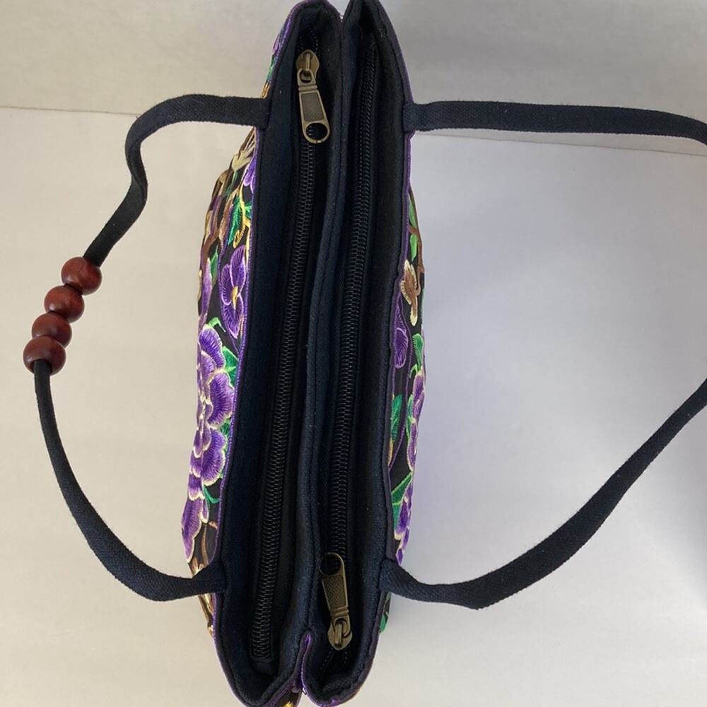 Embroidered Purse Pocketbook Bag Black Purples Tan New without Tags - Picture 6 of 9